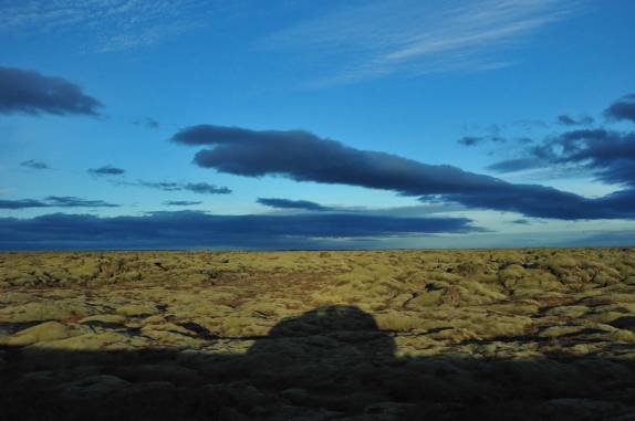 O horizonte é sempre vasto no sul da Islândia (a caminho de Skaftafell)